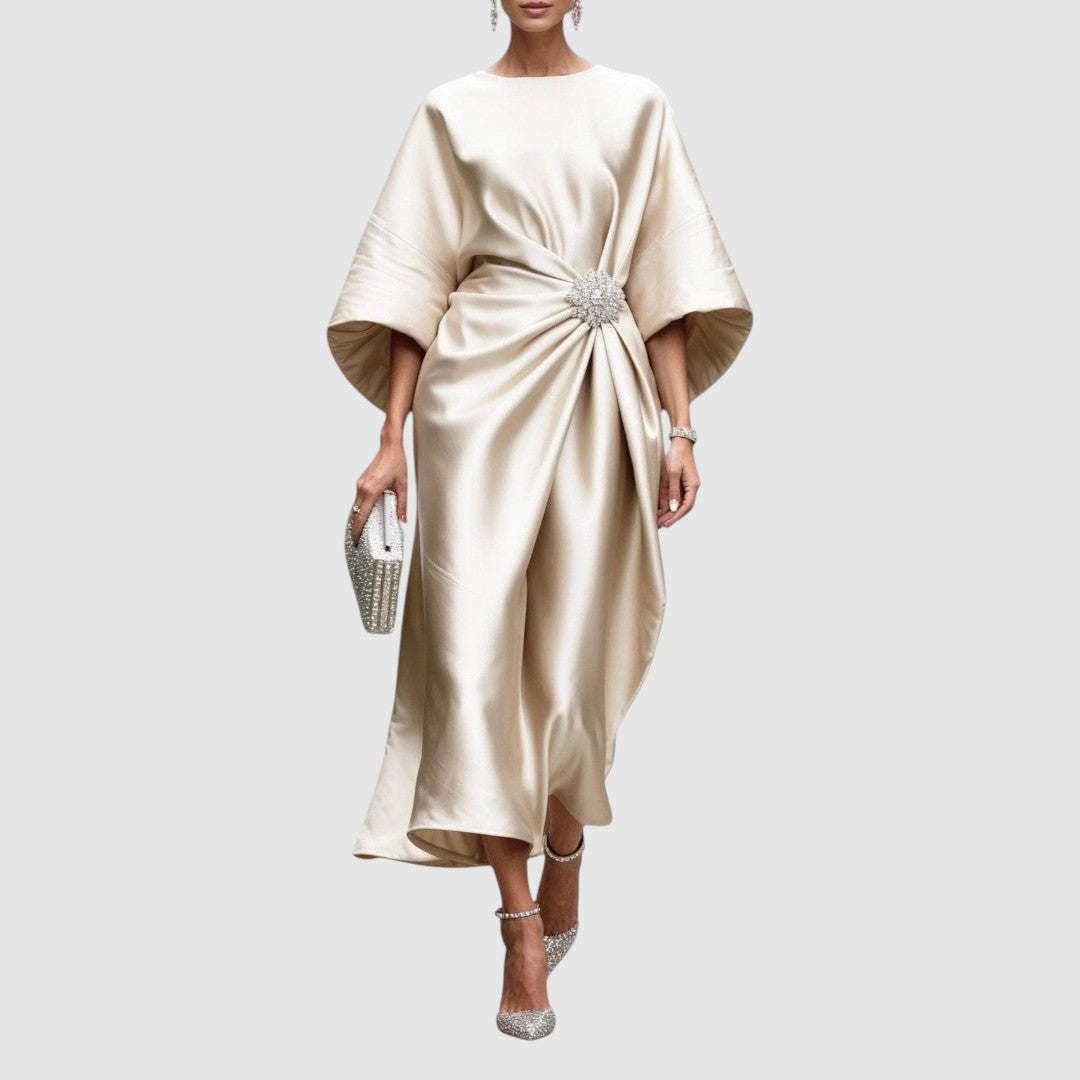 Mia | Longue robe de soirée à boucle décorative à la taille