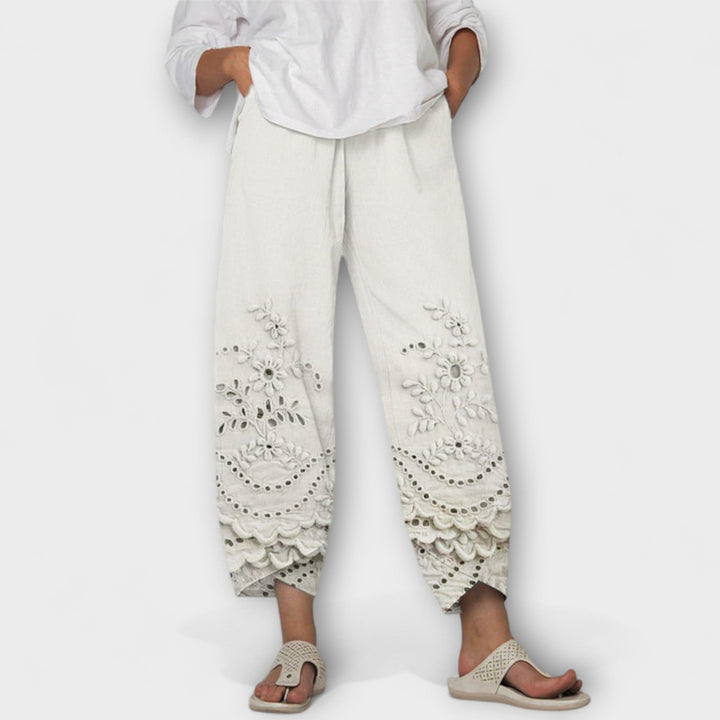 Chloe – Pantalon élégant à imprimé effet dentelle