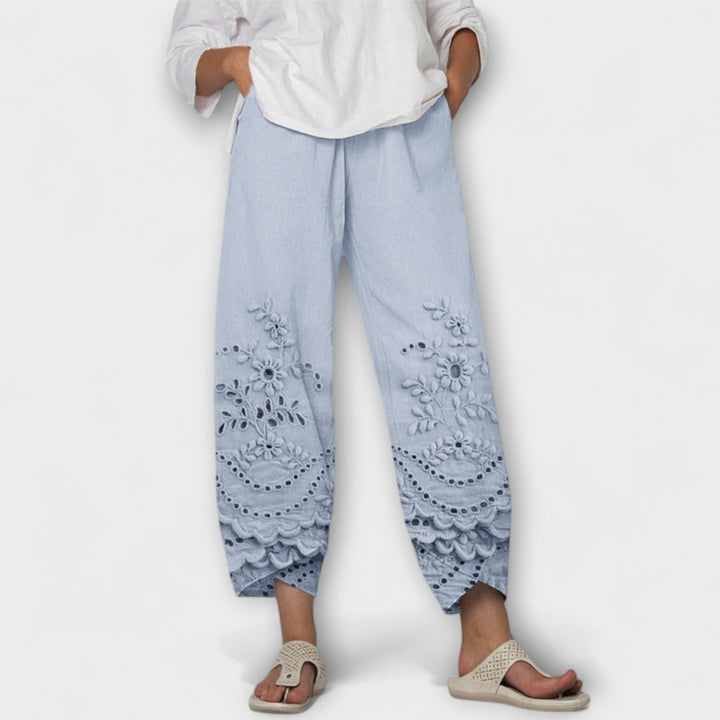 Chloe – Pantalon élégant à imprimé effet dentelle