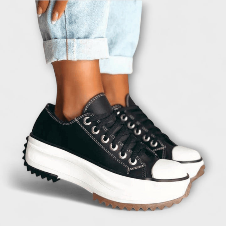 Jinky | Baskets à lacets à plateforme tendance