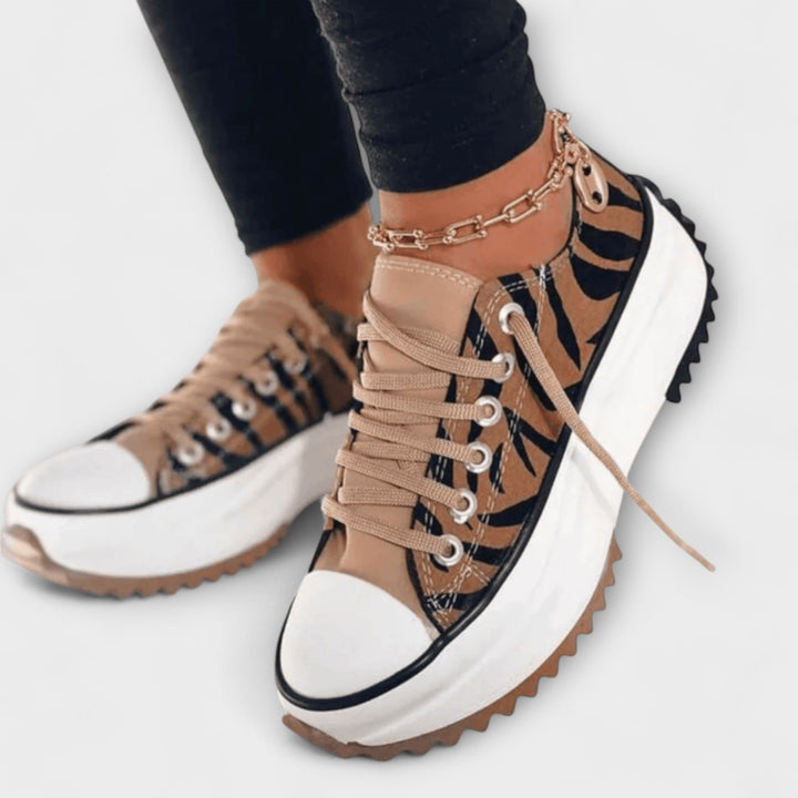 Jinky | Baskets à lacets à plateforme tendance
