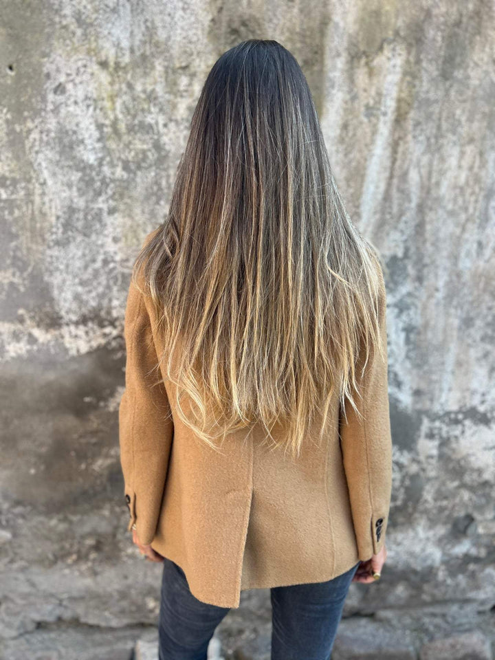 Lina - Blazer classique à l’élégance naturelle
