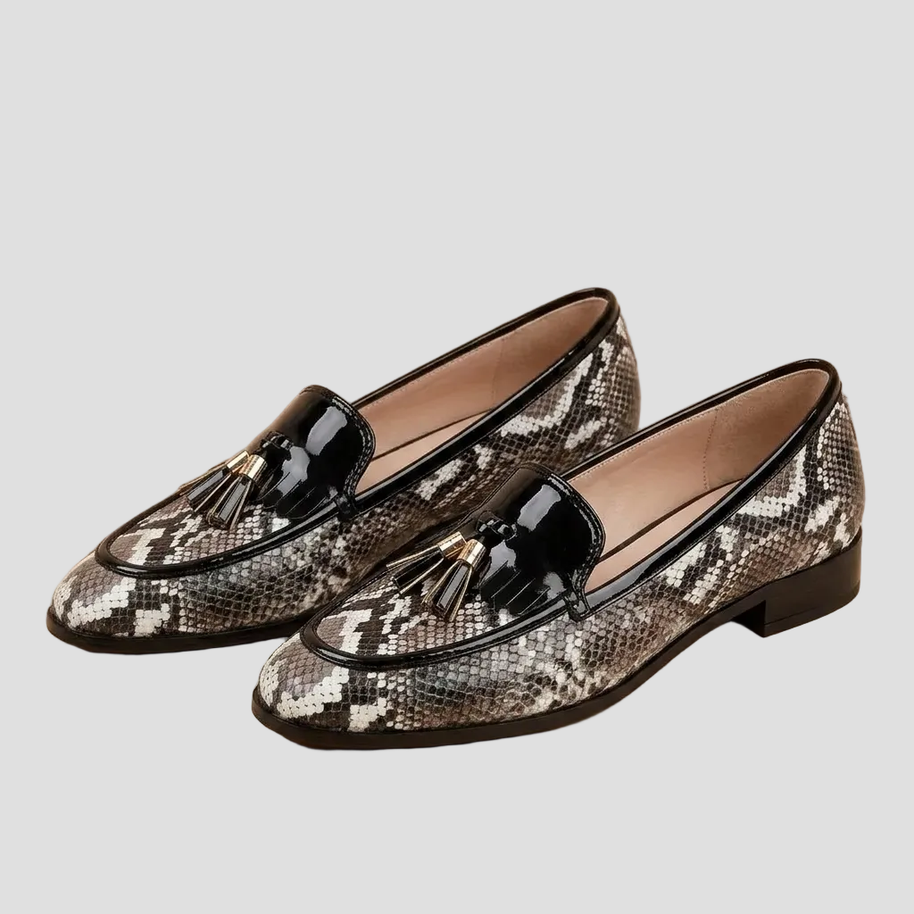 KELLY | CHAUSSURES EXOTIQUES À POMPONS