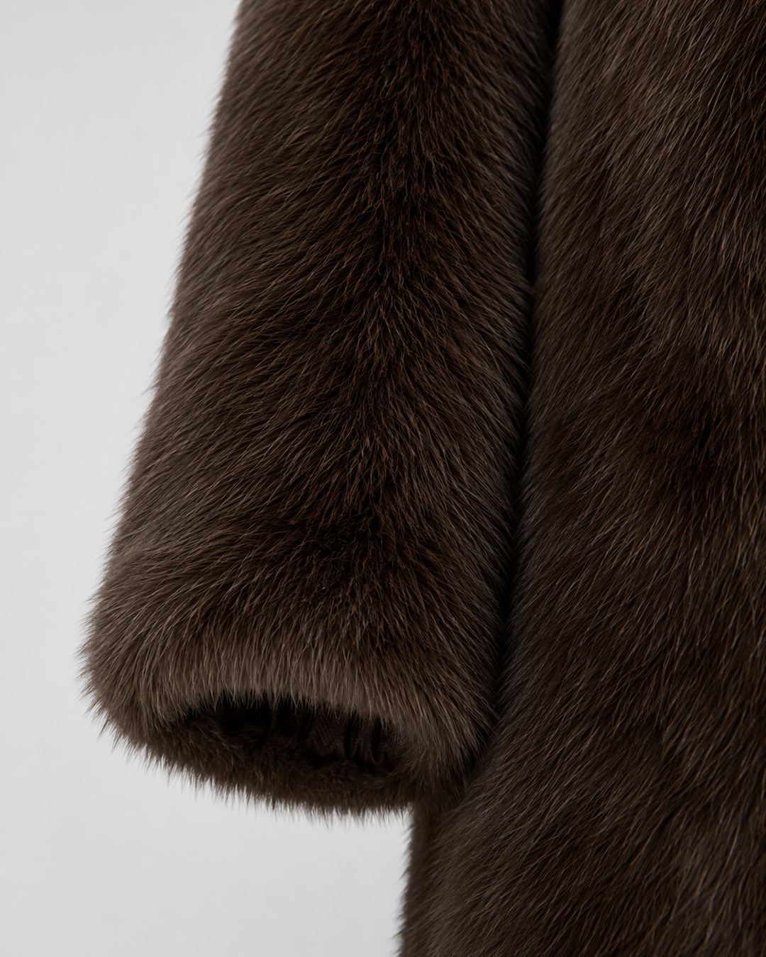 BÉNÉDICTE | MANTEAU EN FAUSSE FOURRURE LONG